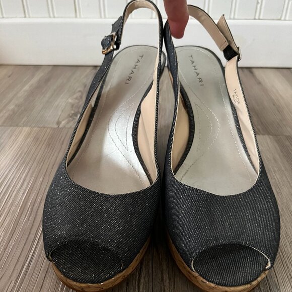 Tahari Taylor Canvas and Cork Peep Toe Platform Slingback Wedge Heels, Size 8.5 - Picture 3 of 7